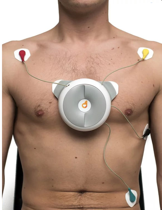 D-Heart ECG colocado en paciente